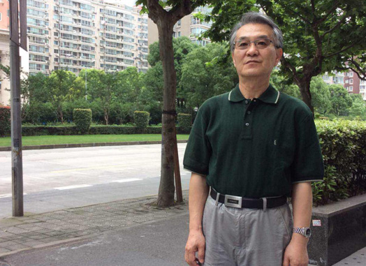 上海美丽岛眼镜配镜顾客